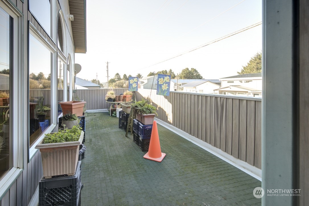 857 Pt. Brown Avenue NW, Ocean Shores, WA 98569