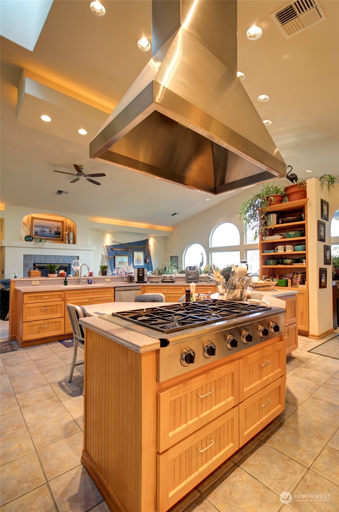 857 Pt. Brown Avenue NW, Ocean Shores, WA 98569