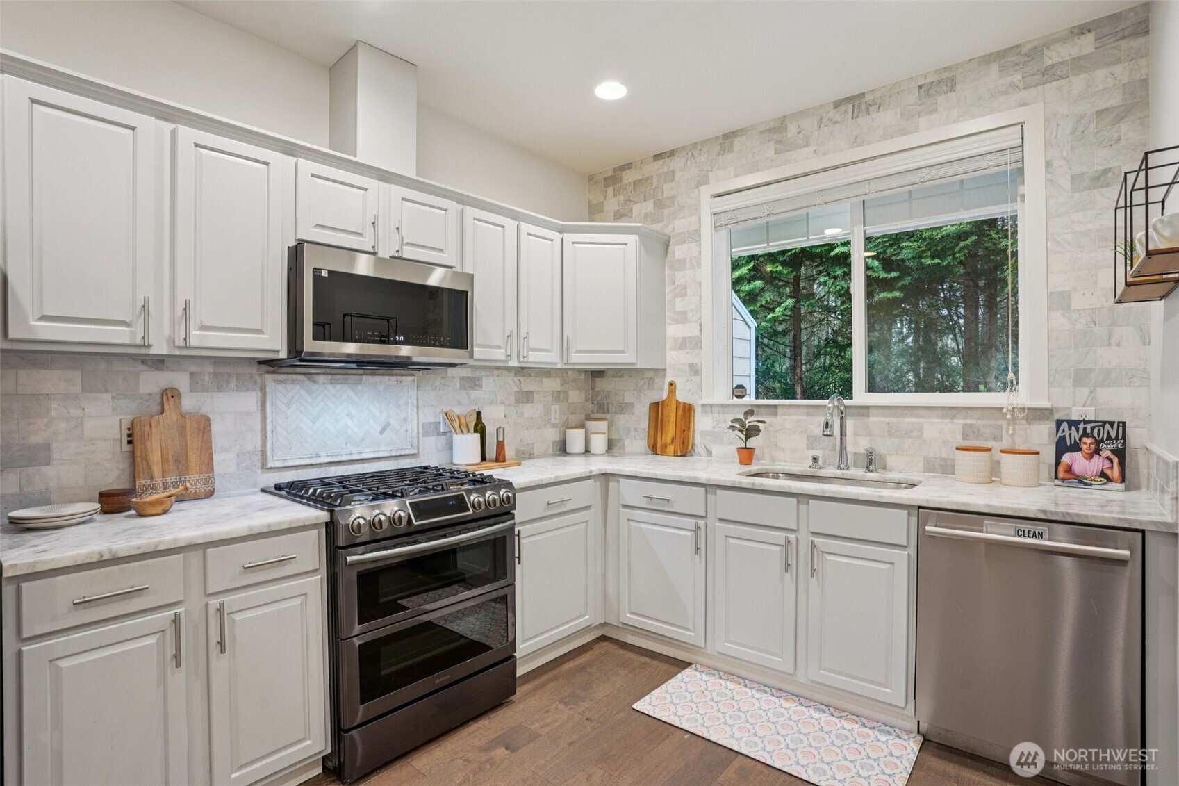35215 SE Aspen Lane #1303, Snoqualmie, WA 98065