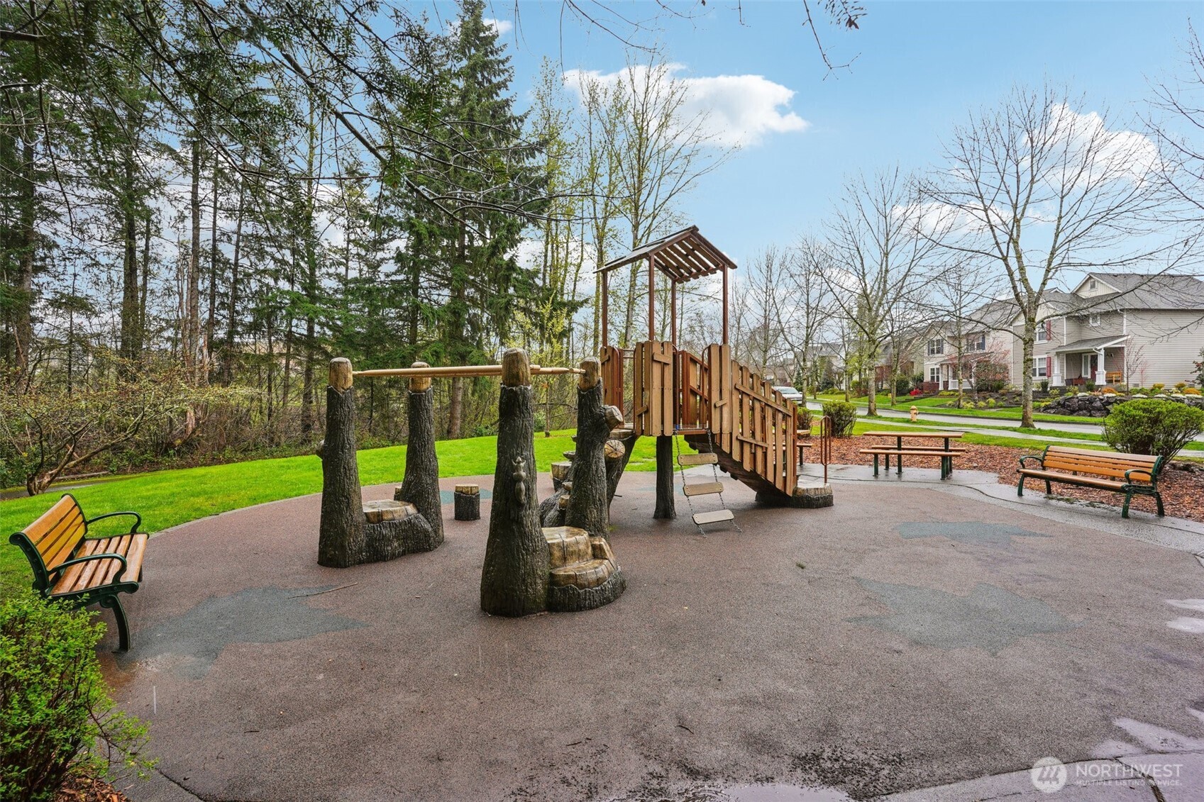35215 SE Aspen Lane #1303, Snoqualmie, WA 98065