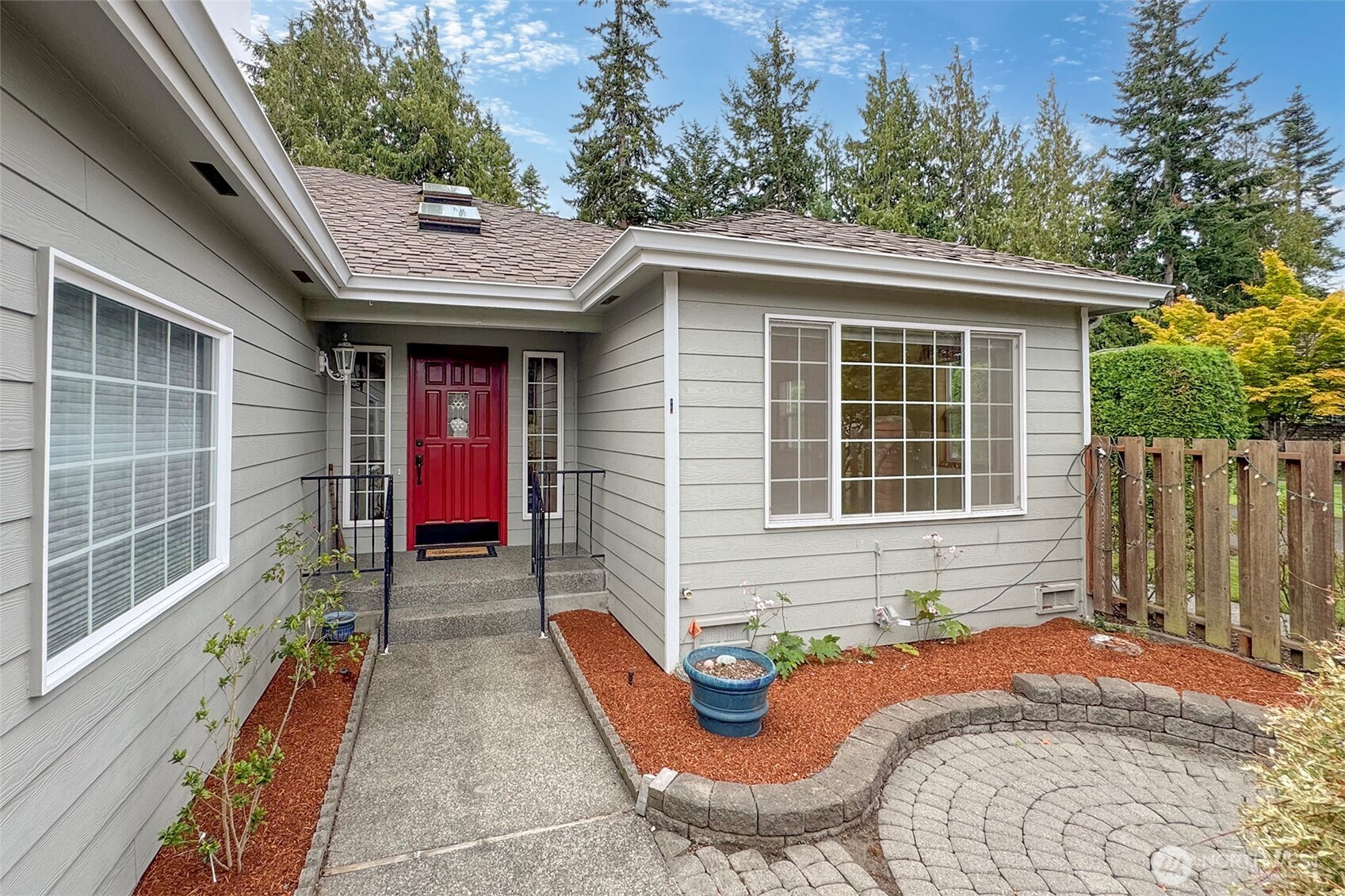 290 Foursome Drive , Sequim, WA 98382