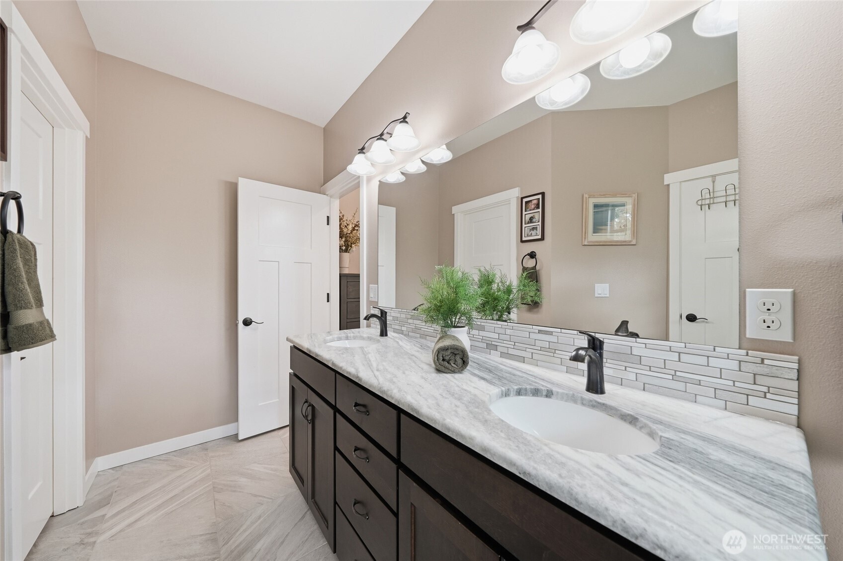 7619 Fir Tree Lane , Lake Stevens, WA 98258