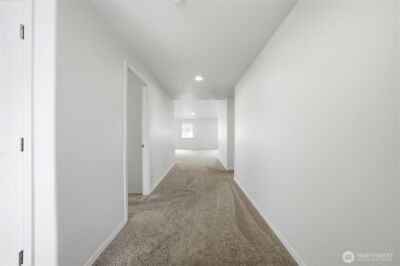1032 W Sequoia Road , Moses Lake, WA 98837 - Photo 2