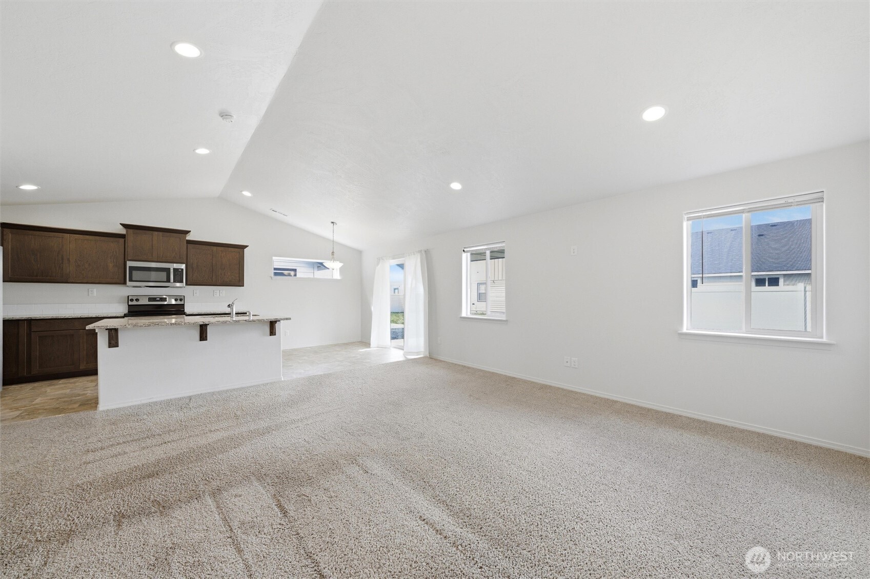 1032 W Sequoia Road , Moses Lake, WA 98837