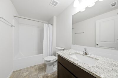 1032 W Sequoia Road , Moses Lake, WA 98837 - Photo 5