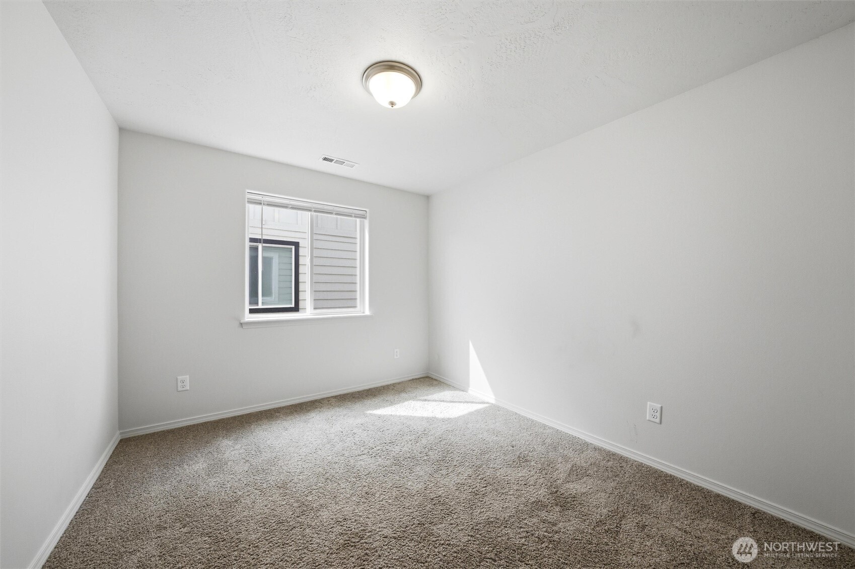 1032 W Sequoia Road , Moses Lake, WA 98837