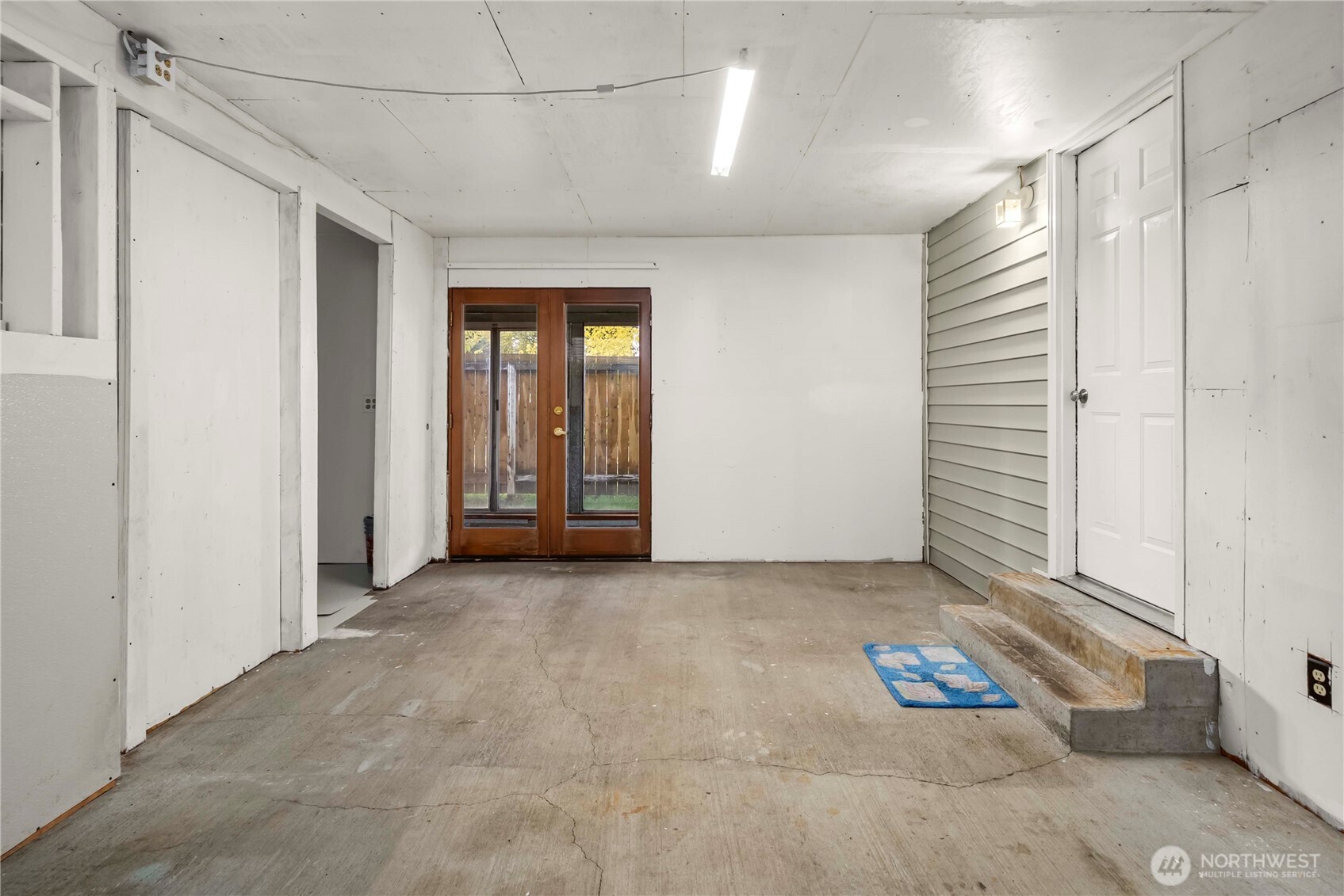 25460 111th Avenue SE, Kent, WA 98030