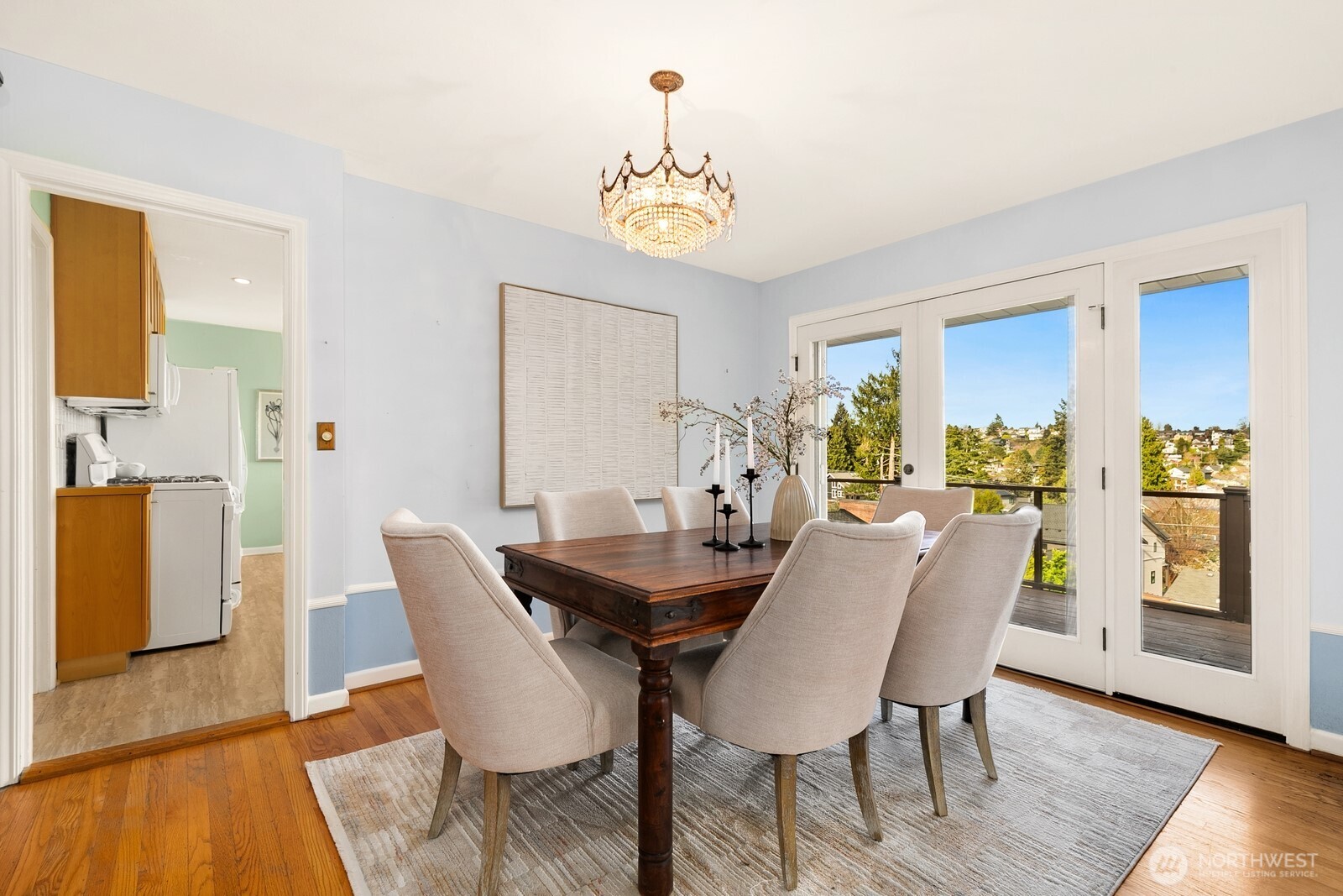 2462 36th Avenue W, Seattle, WA 98199