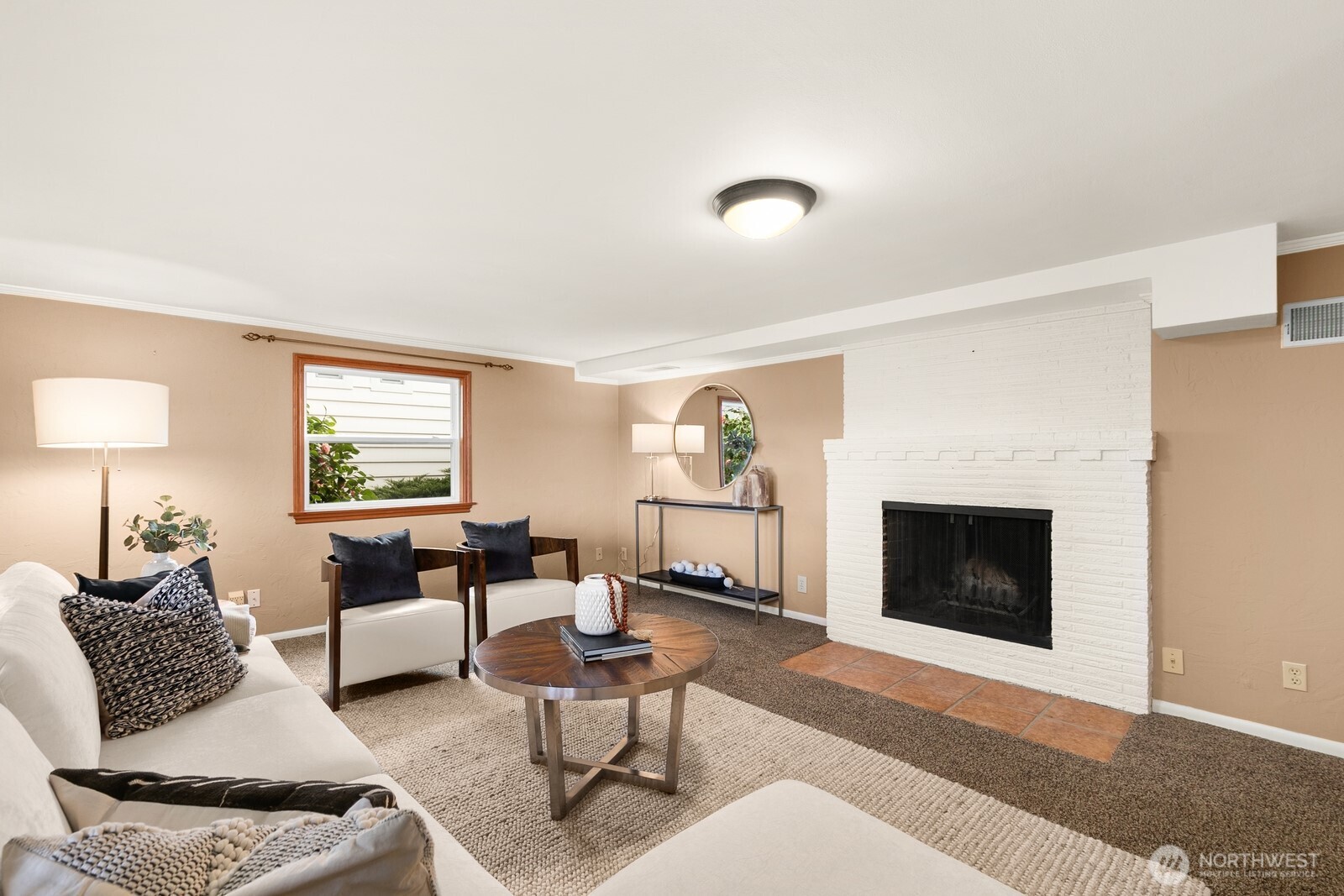 2462 36th Avenue W, Seattle, WA 98199