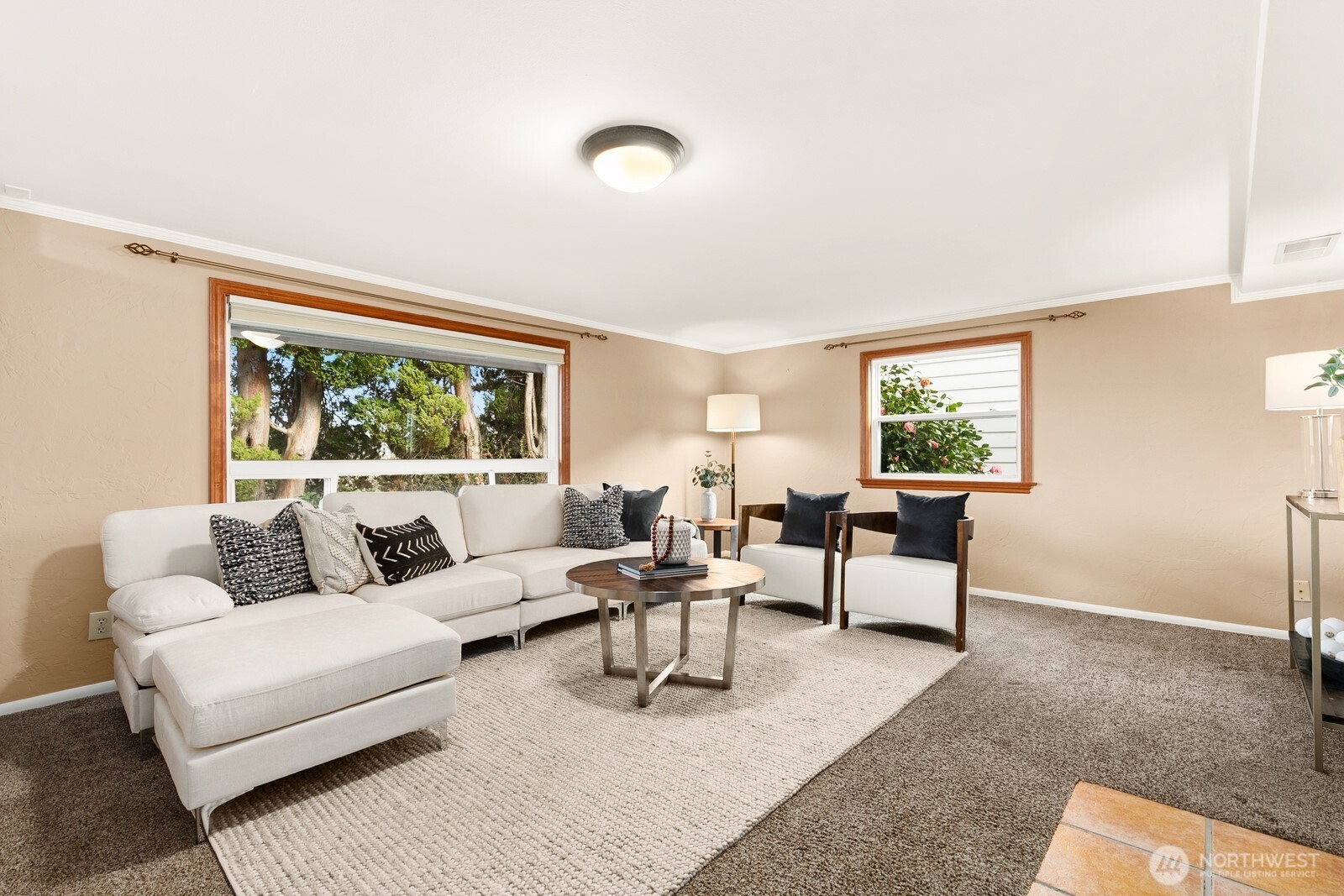 2462 36th Avenue W, Seattle, WA 98199
