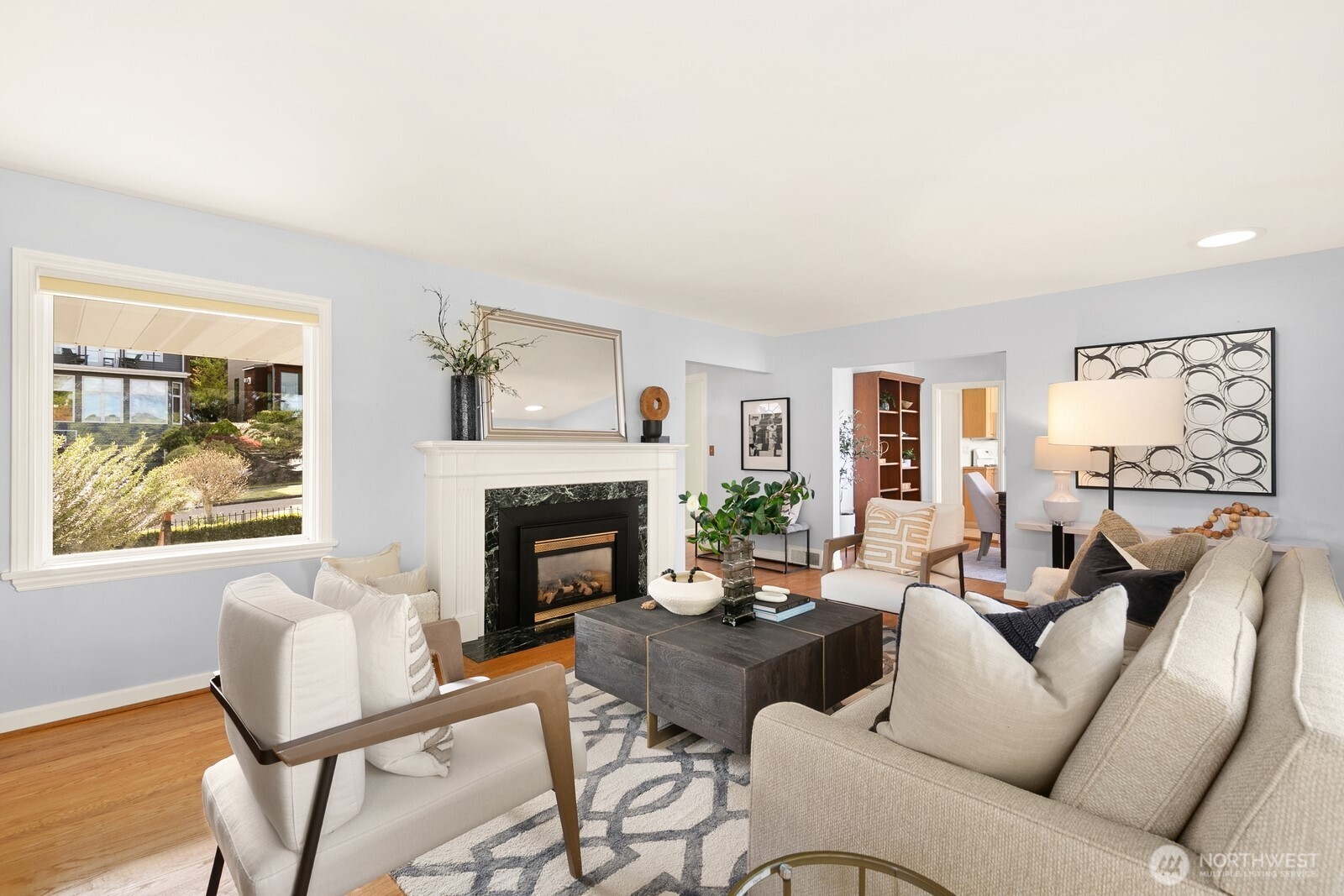 2462 36th Avenue W, Seattle, WA 98199