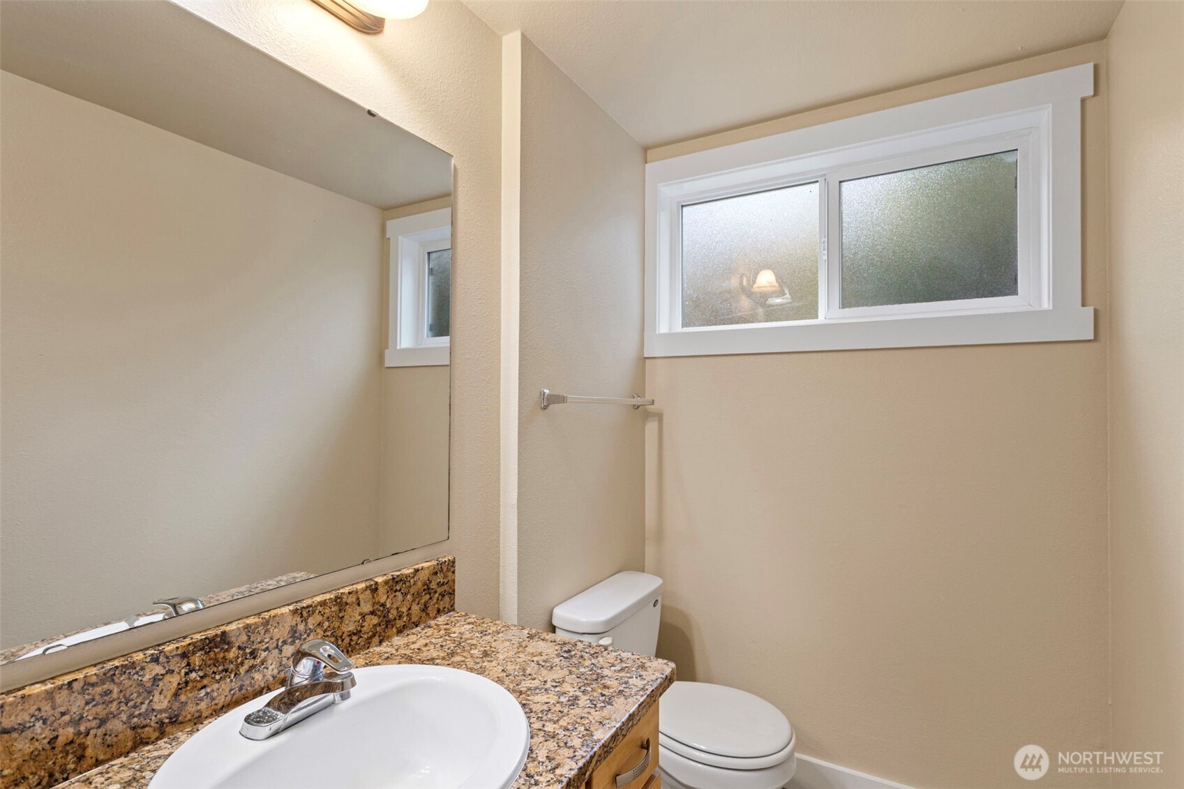 15230 S 43rd Street #C101, Bellevue, WA 98006