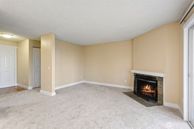 15230 S 43rd Street #C101, Bellevue, WA 98006 - Photo 4