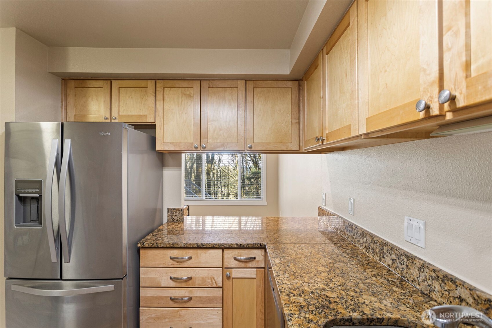 15230 S 43rd Street #C101, Bellevue, WA 98006