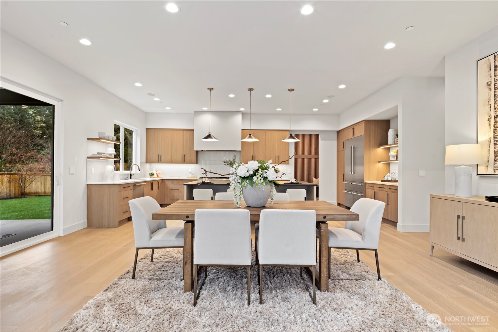 13310 NE 112th Place , Redmond, WA 98052