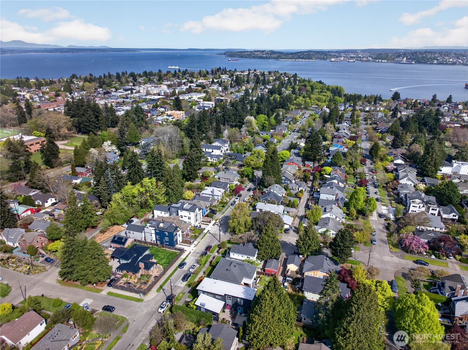 2931 39th Avenue SW, Seattle, WA 98116