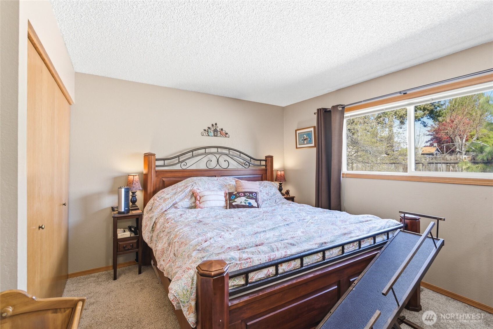 910 N Jennifer Lane , East Wenatchee, WA 98802