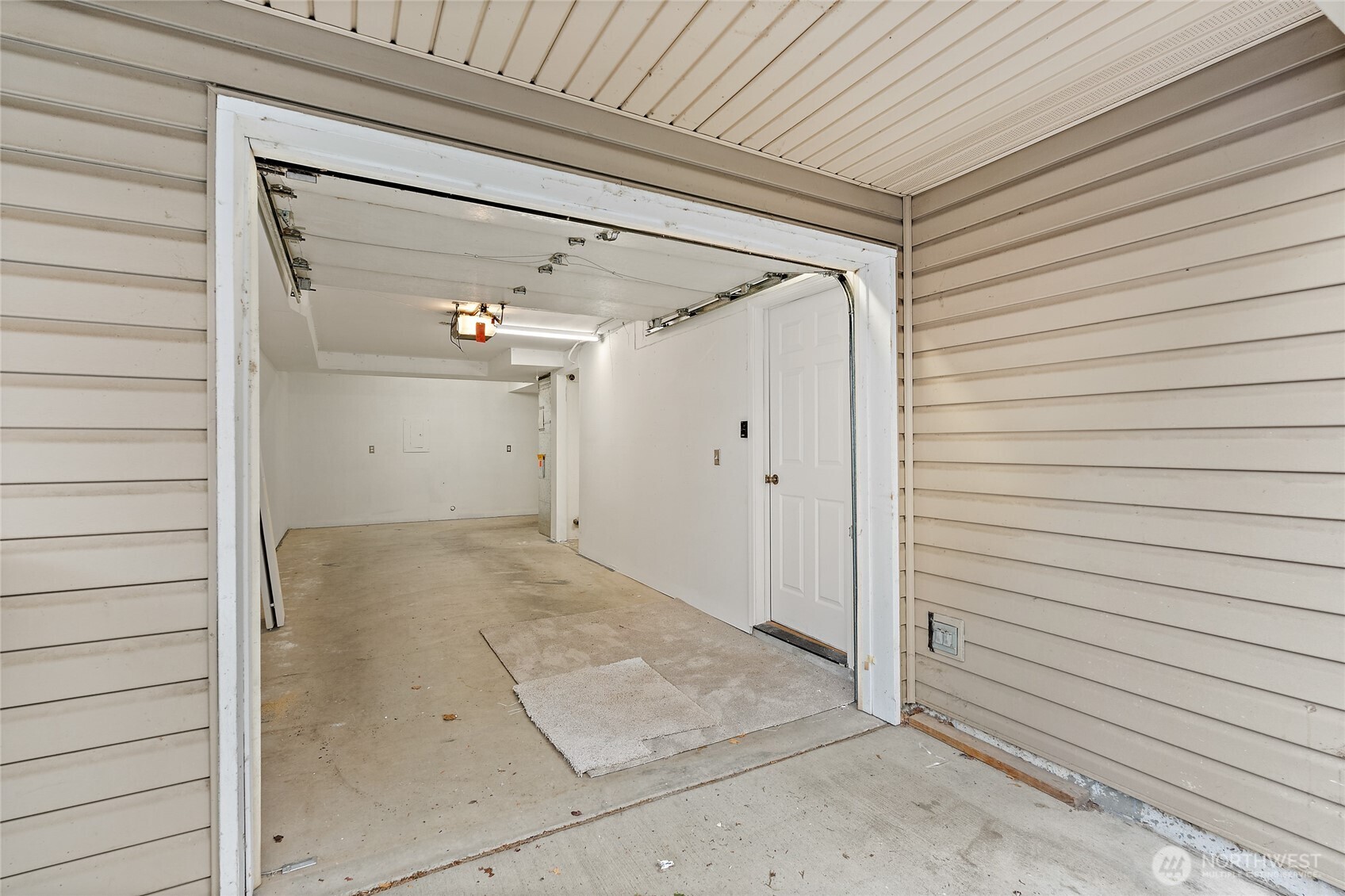 12042 31st Avenue NE, Seattle, WA 98125