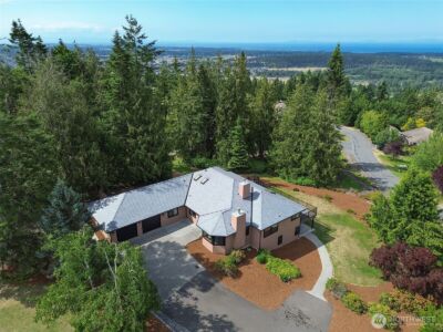 412 Doe Run Road , Sequim, WA 98382