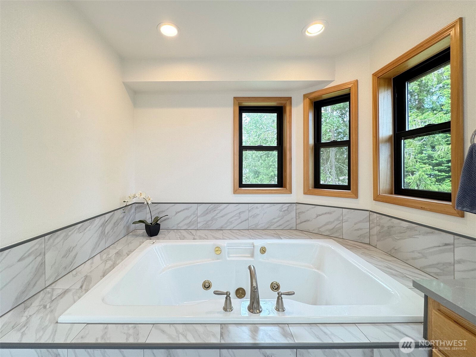 412 Doe Run Road , Sequim, WA 98382