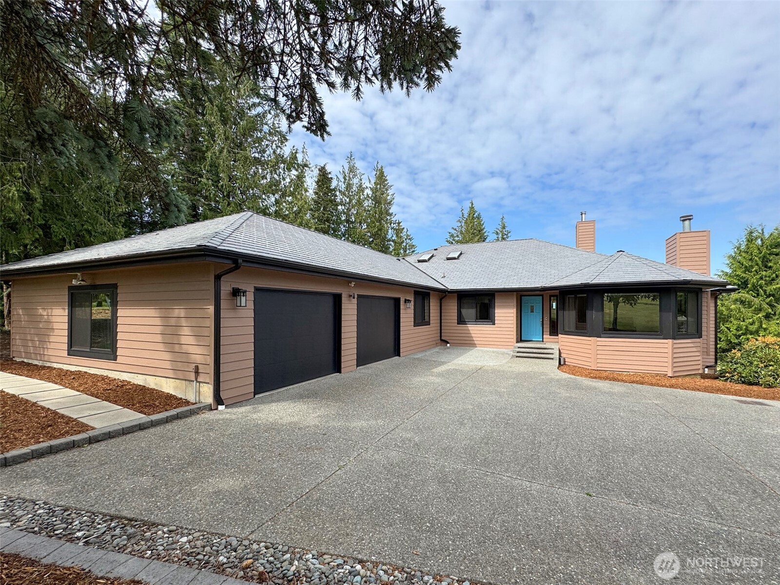 412 Doe Run Road , Sequim, WA 98382