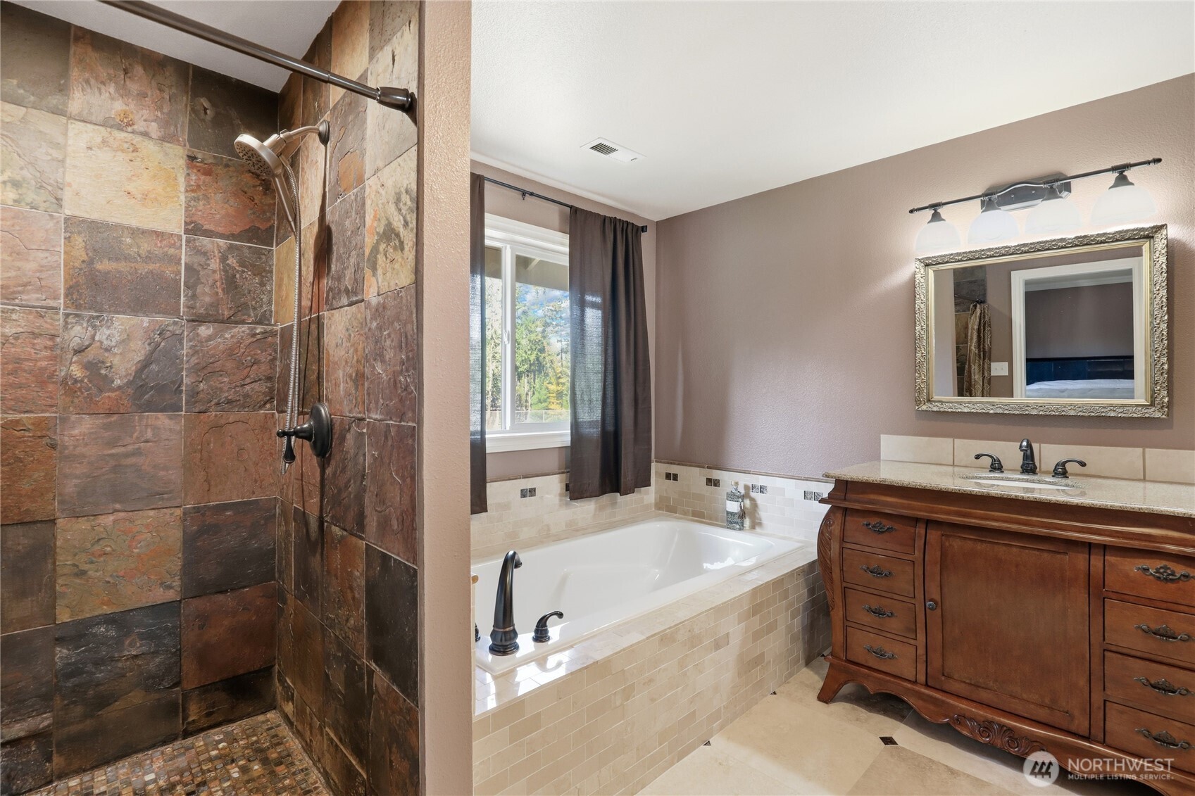 21 E Michelle Court , Union, WA 98592