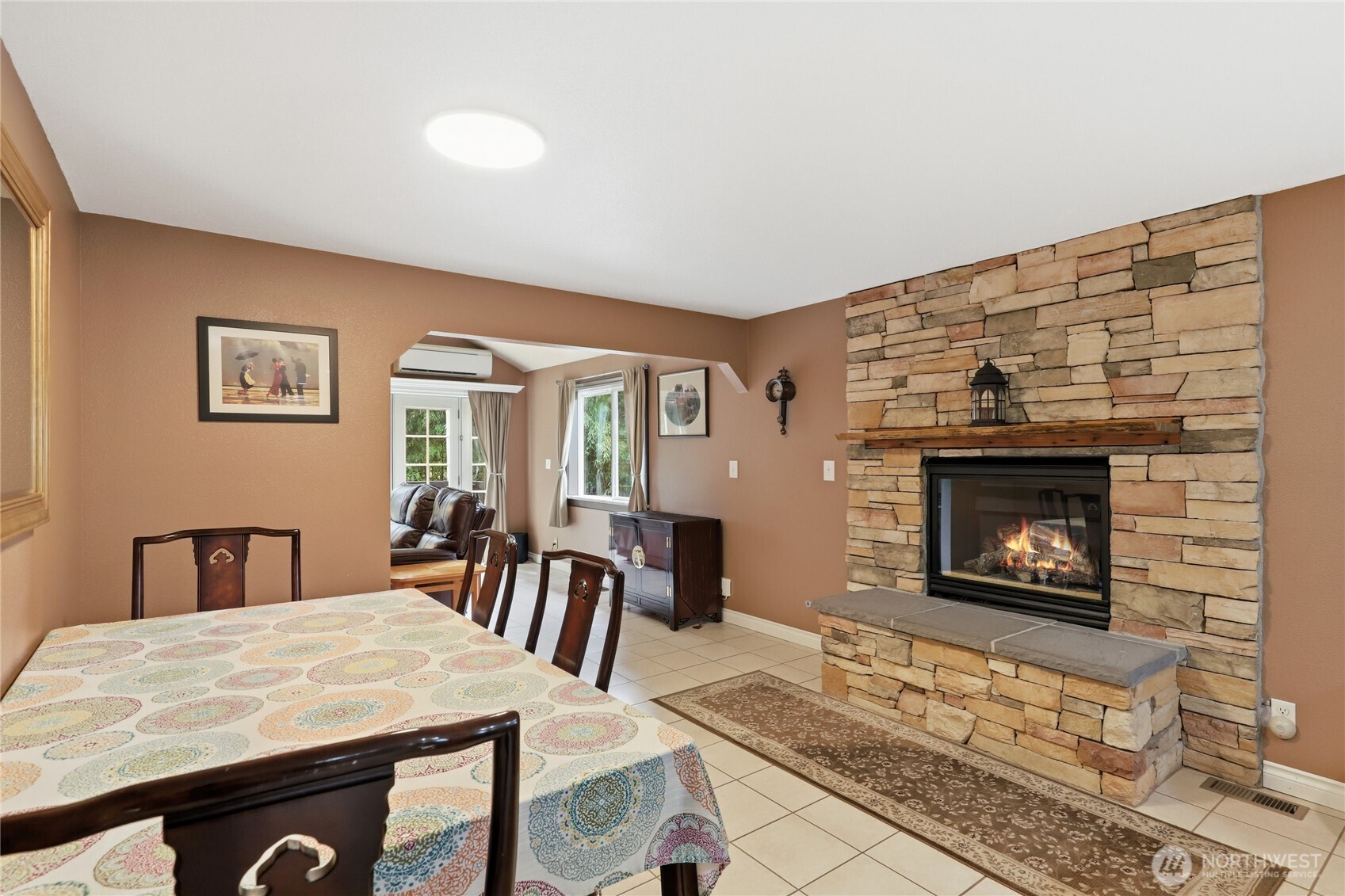 21 E Michelle Court , Union, WA 98592