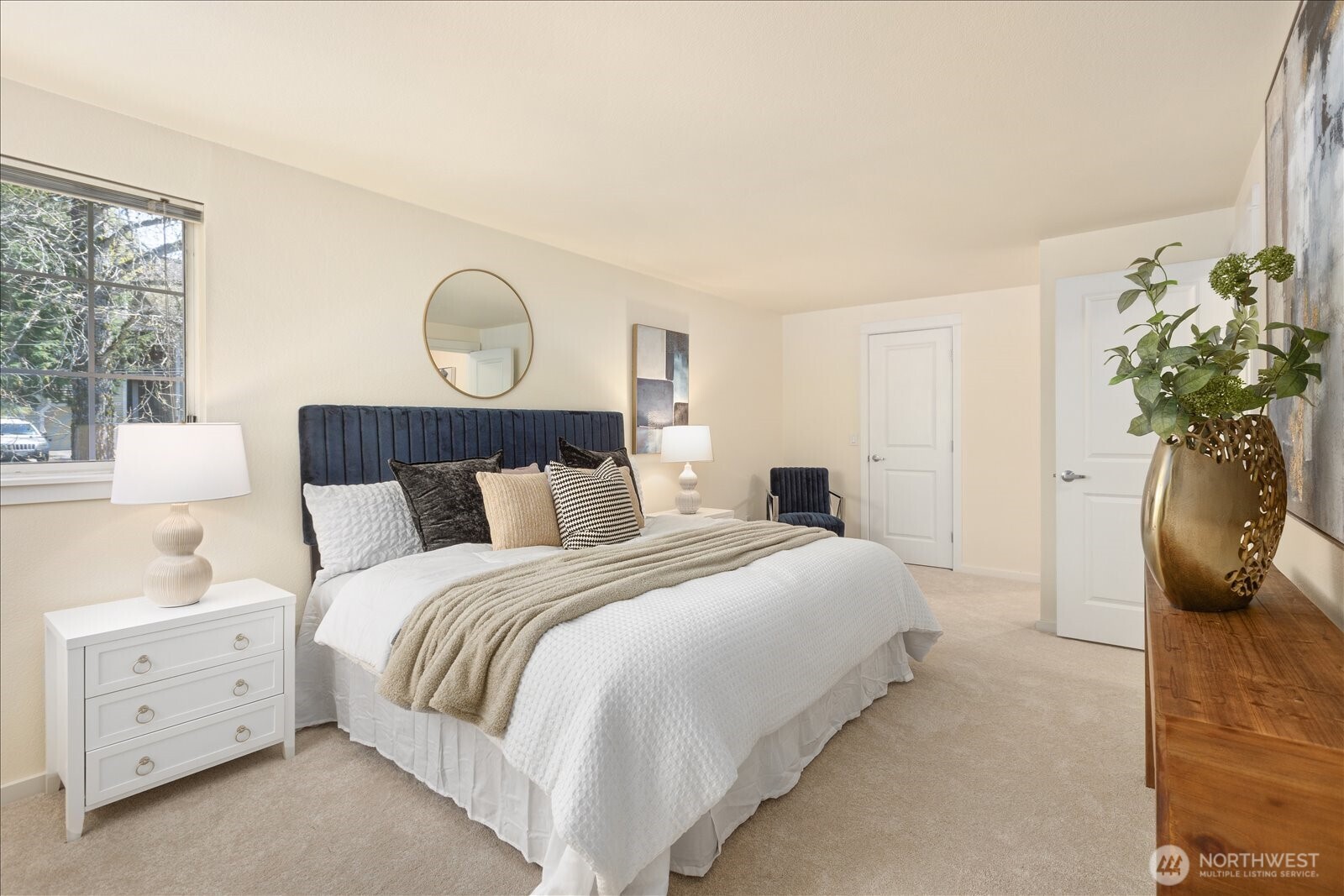 929 3rd Avenue #F301, Kirkland, WA 98033-6000