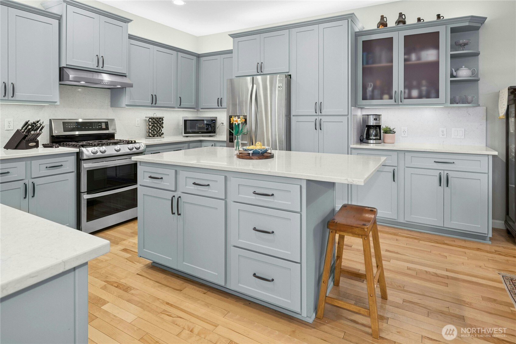 2517 NE Kevos Pond Drive , Poulsbo, WA 98370