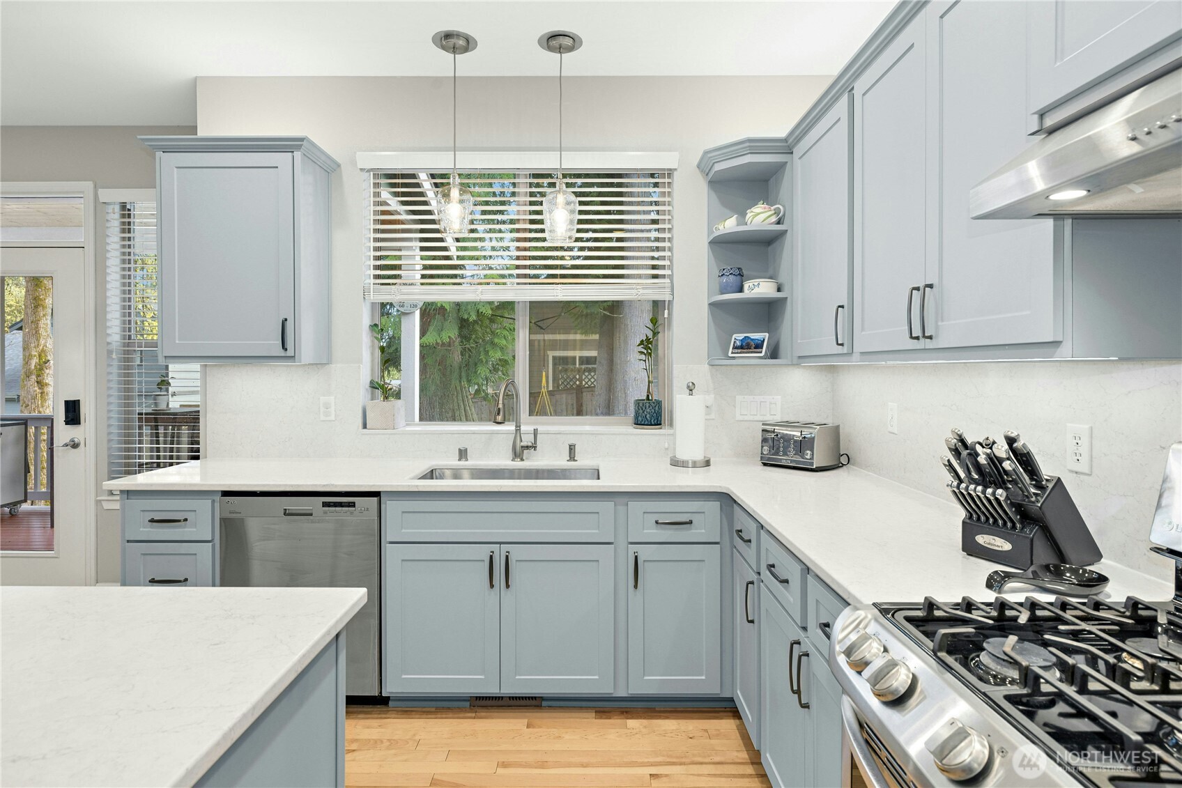 2517 NE Kevos Pond Drive , Poulsbo, WA 98370