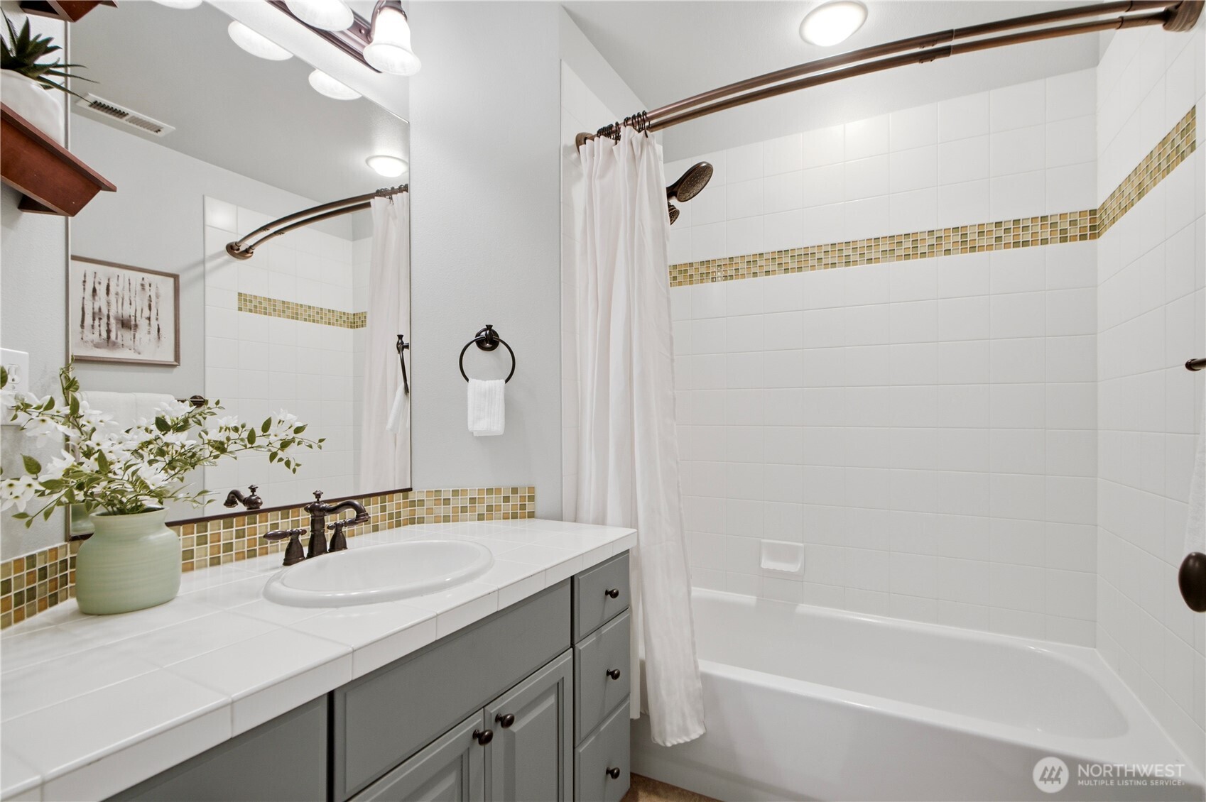 2557 NE Park Drive , Issaquah, WA 98029