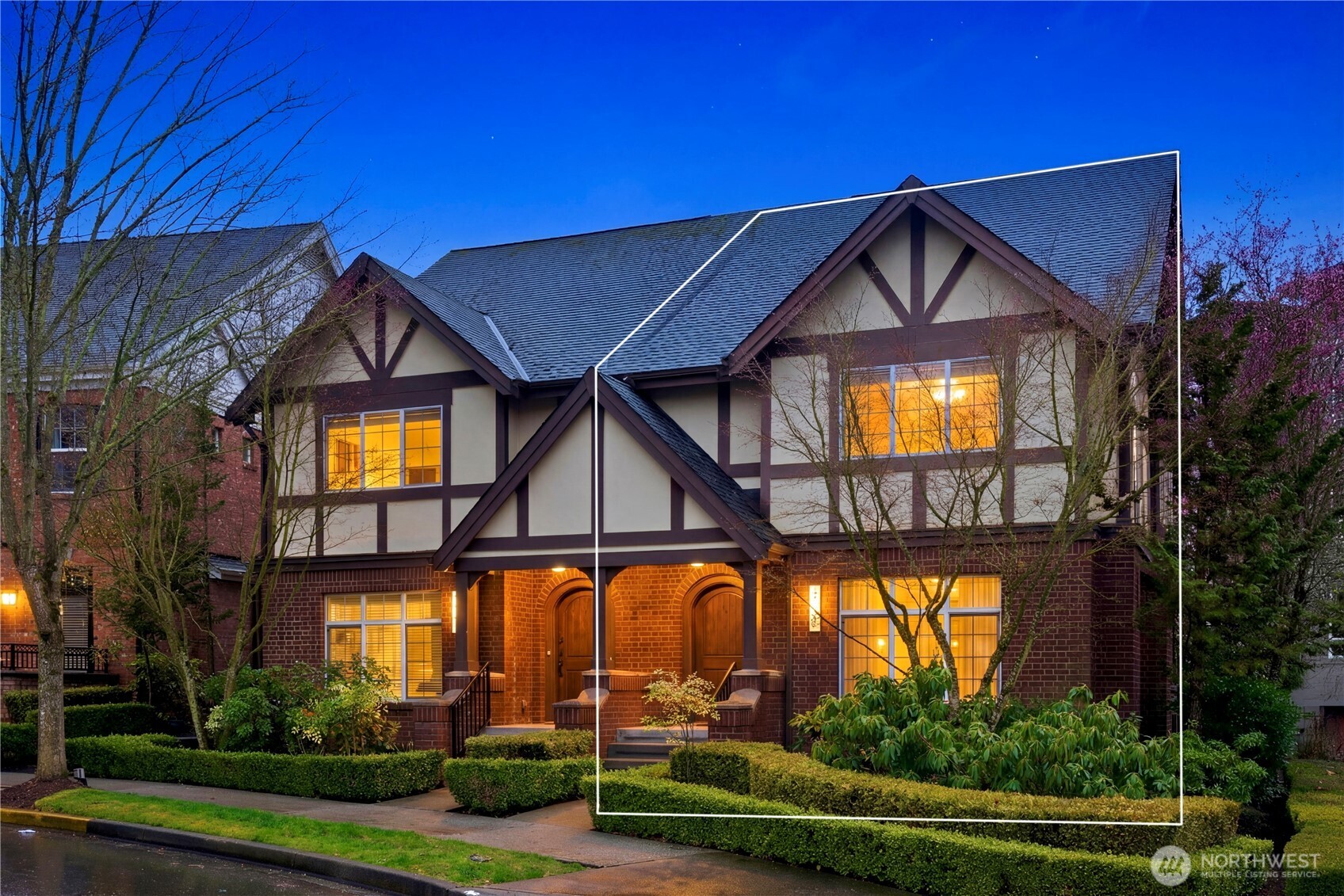2557 NE Park Drive , Issaquah, WA 98029