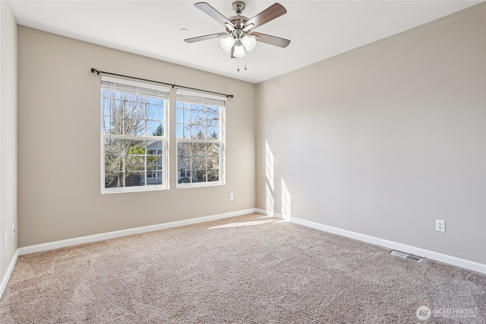2256 Palisade Boulevard , Dupont, WA 98327