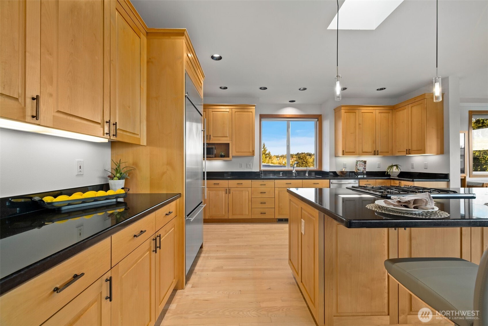 227 8th Avenue , Kirkland, WA 98033