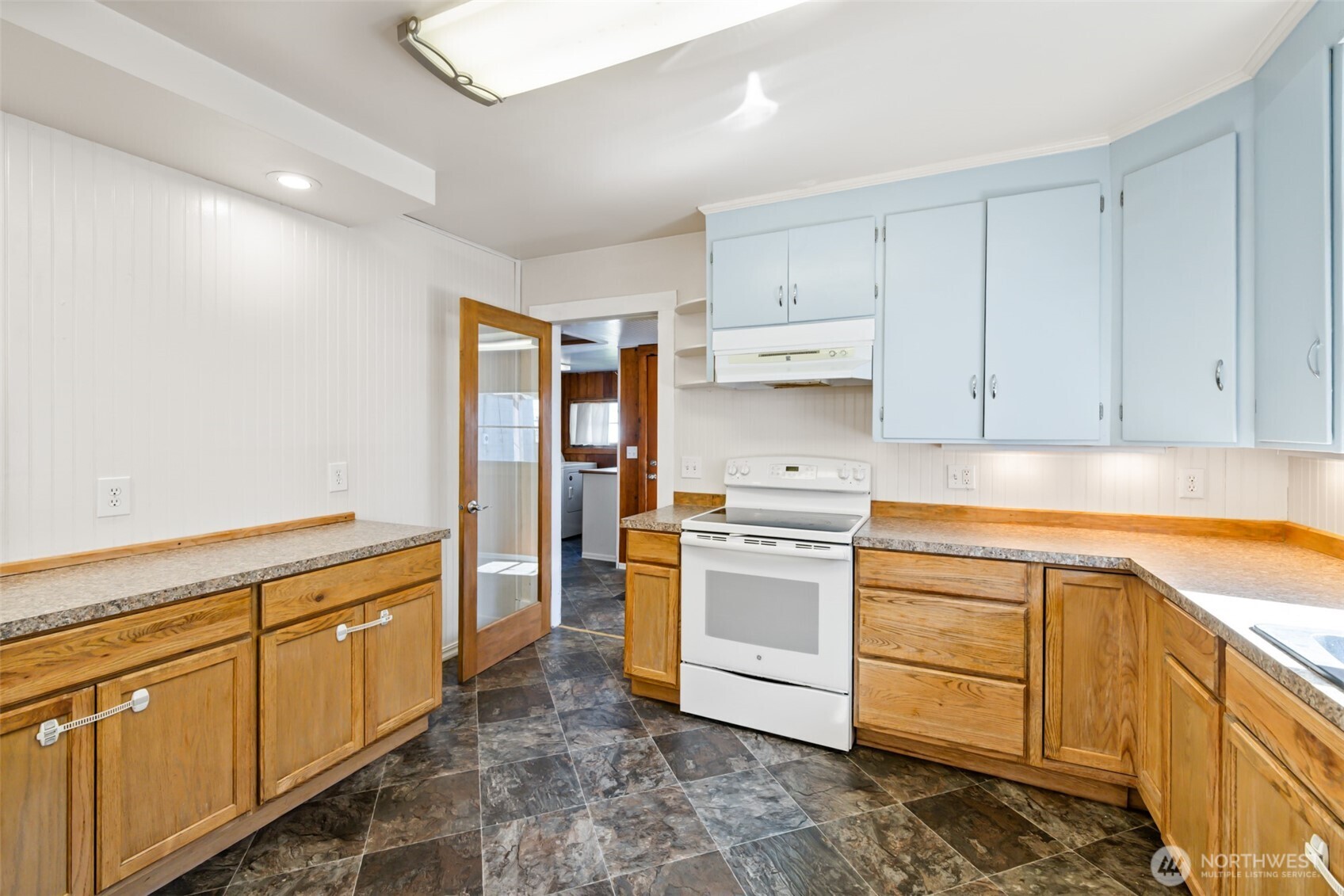 529 E 2nd Street , Port Angeles, WA 98362