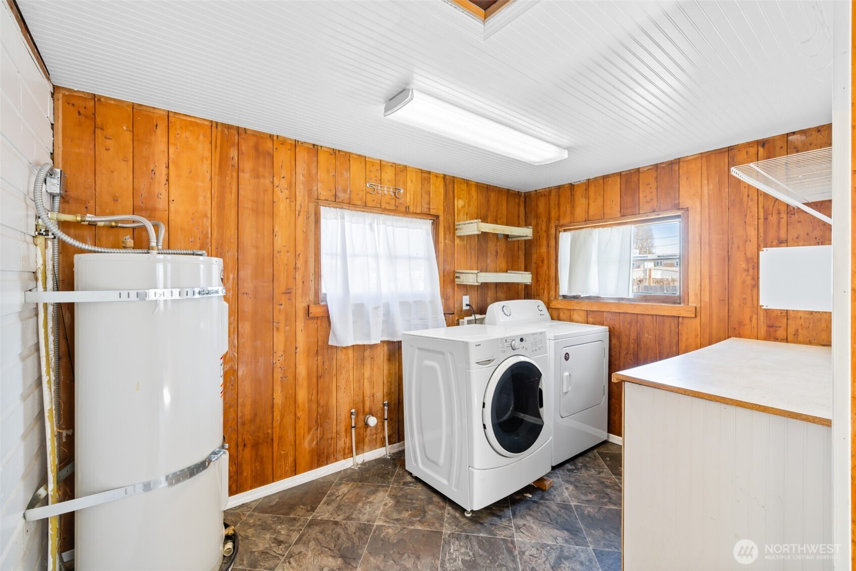 529 E 2nd Street , Port Angeles, WA 98362