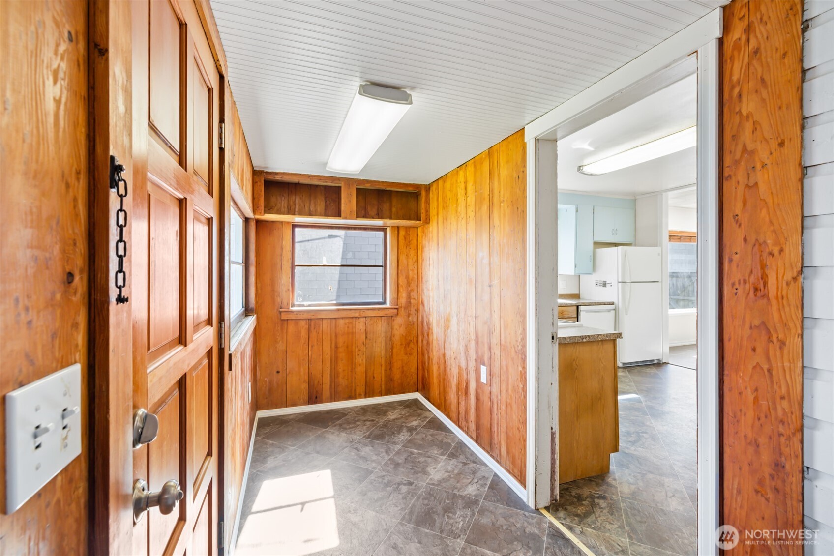 529 E 2nd Street , Port Angeles, WA 98362