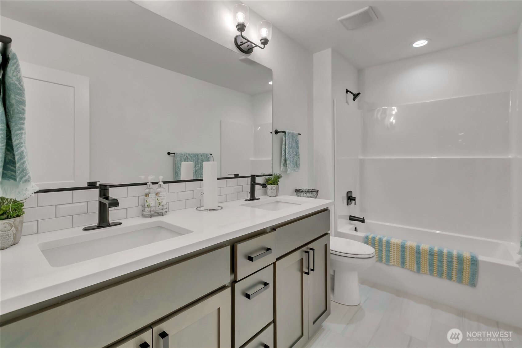 16202 76th Avenue Ct E, Puyallup, WA 98375