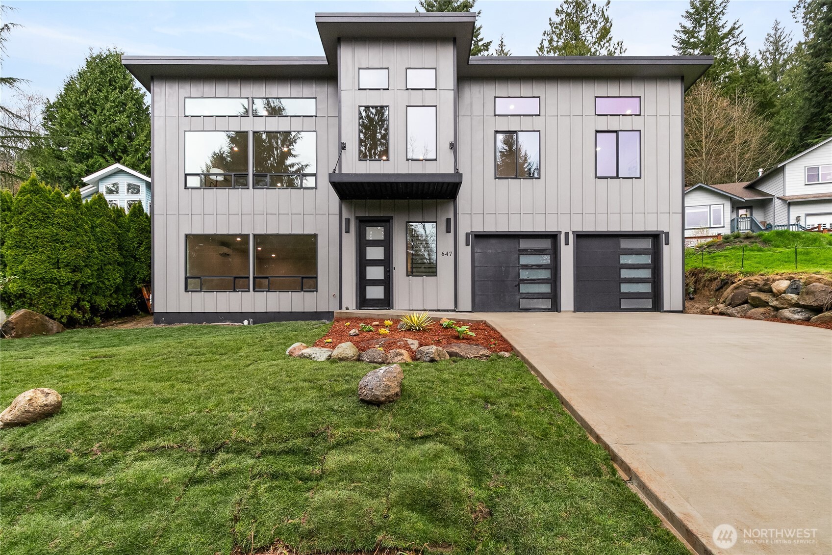 647 Rainbow Drive , Sedro Woolley, WA 98284