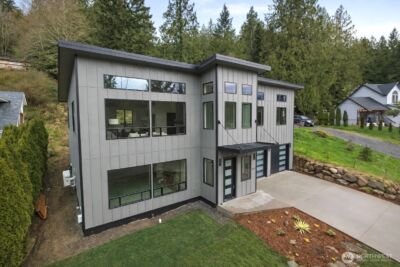 647 Rainbow Drive , Sedro Woolley, WA 98284 - Photo 2