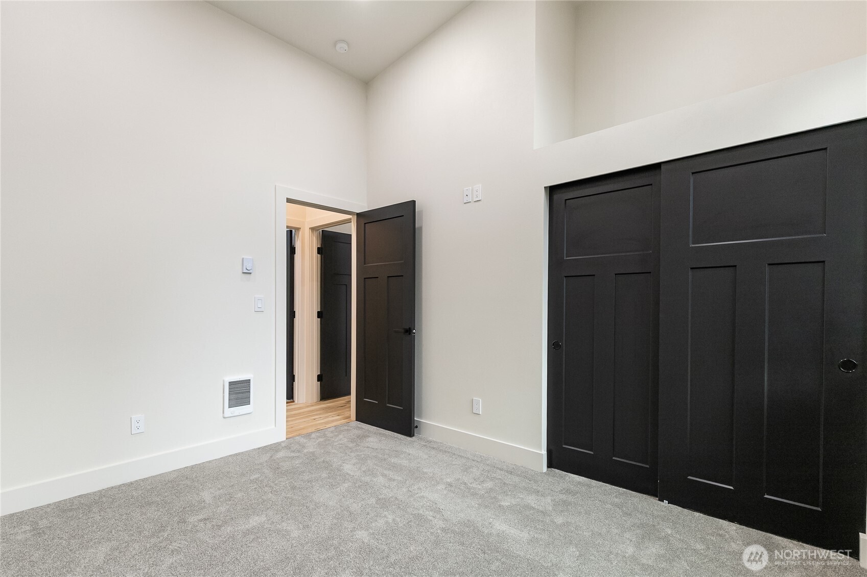647 Rainbow Drive , Sedro Woolley, WA 98284