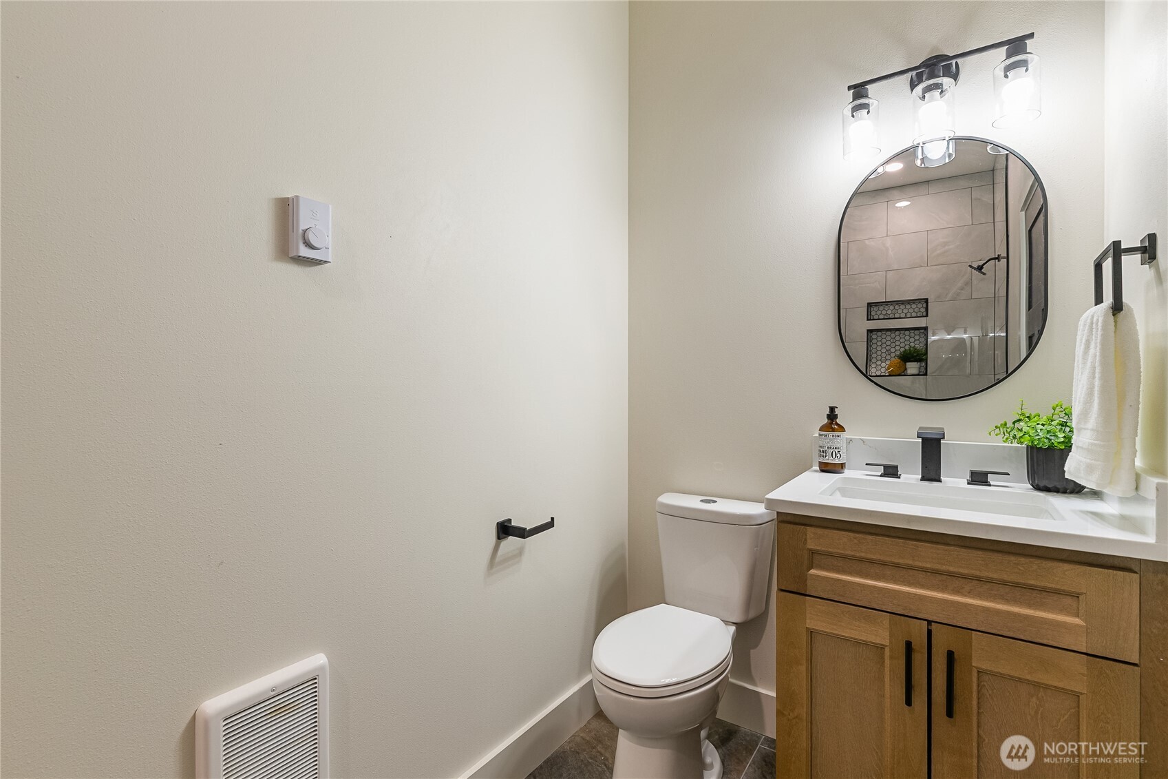 647 Rainbow Drive , Sedro Woolley, WA 98284