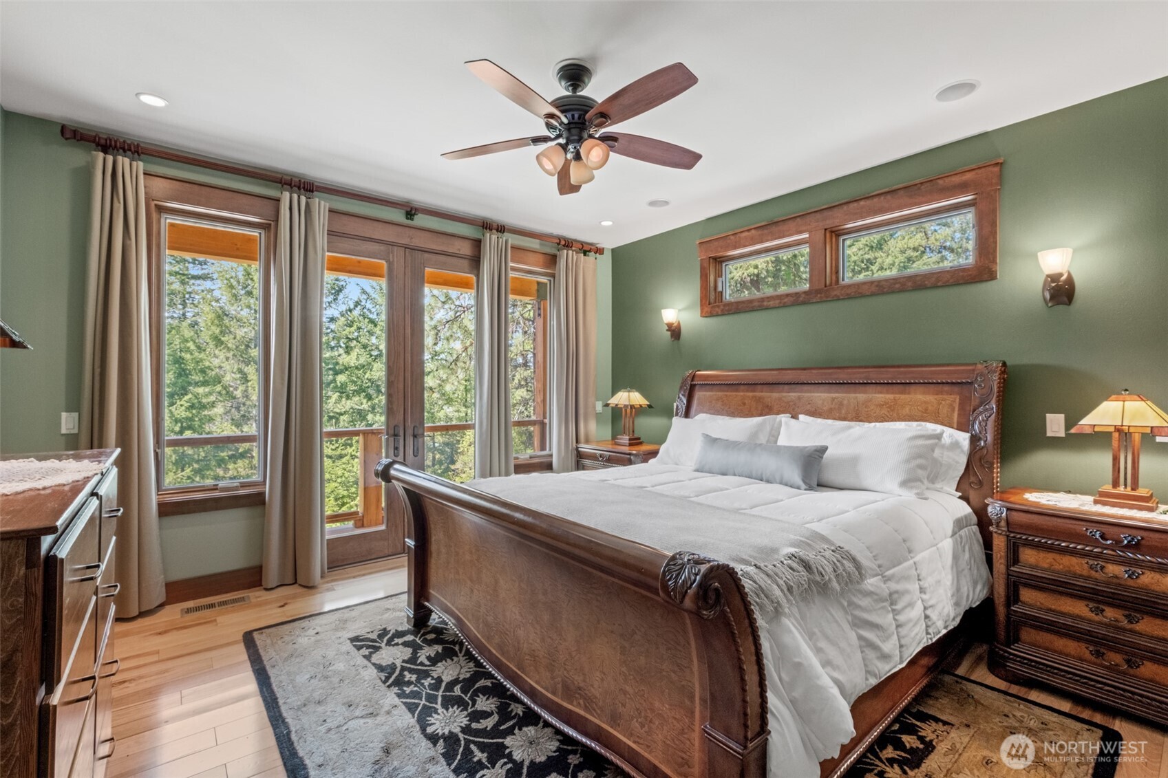 18350 Beaver Valley Road , Leavenworth, WA 98826