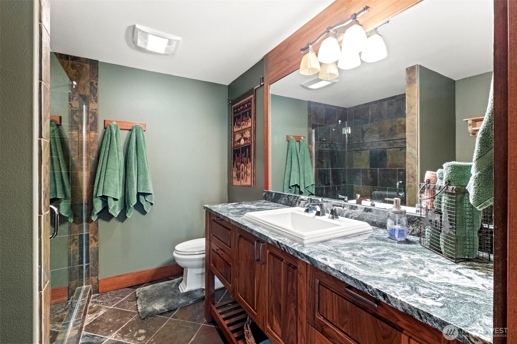 18350 Beaver Valley Road , Leavenworth, WA 98826