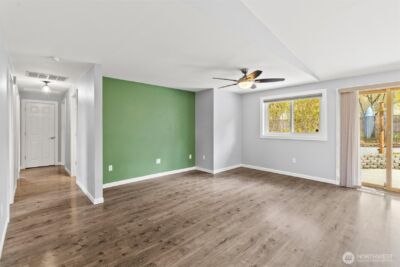 914 S 28th Street , Mount Vernon, WA 98274 - Photo 22