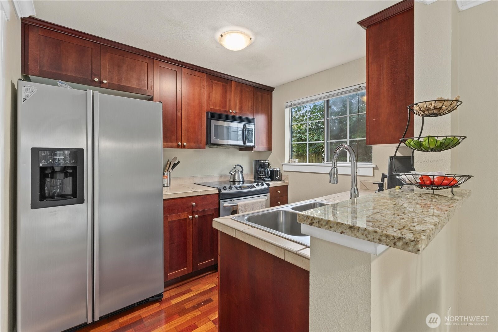 1843 S 286th Lane #T101, Federal Way, WA 98003-3263