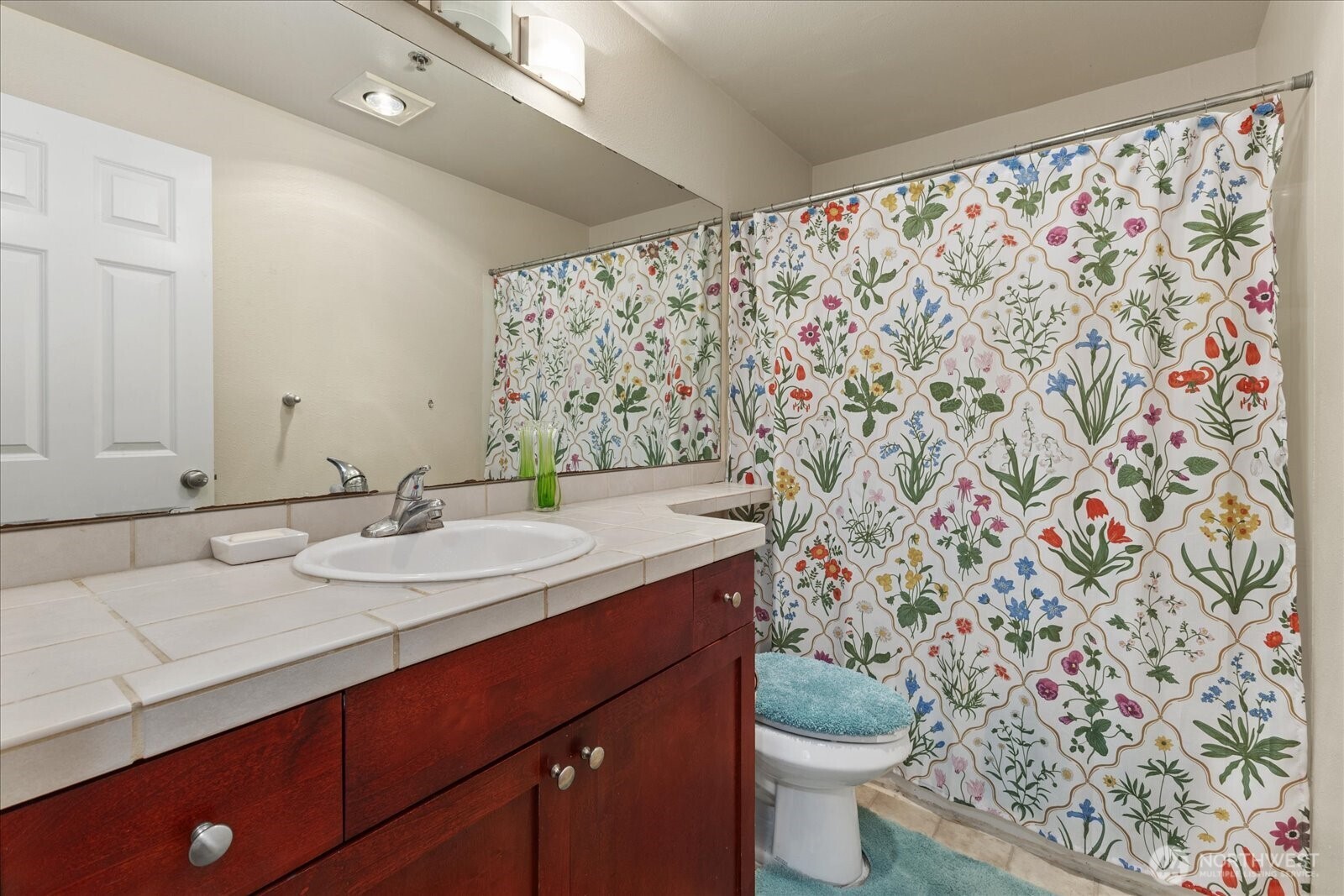 1843 S 286th Lane #T101, Federal Way, WA 98003-3263