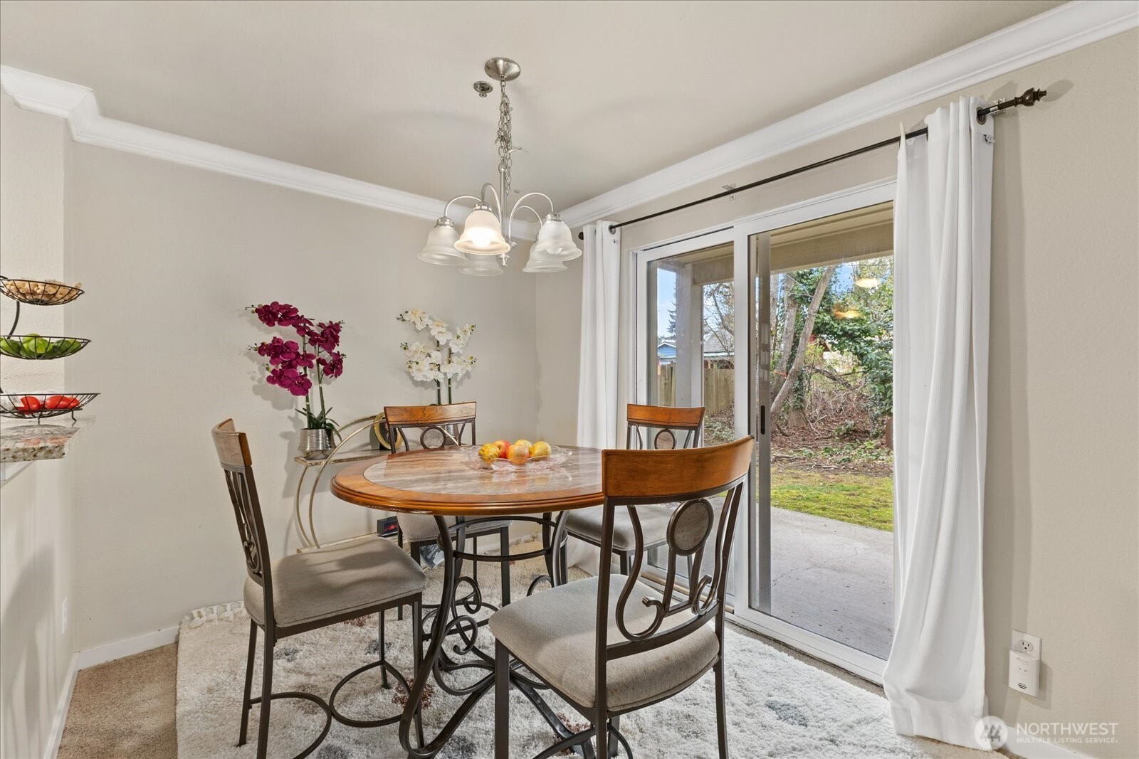1843 S 286th Lane #T101, Federal Way, WA 98003-3263