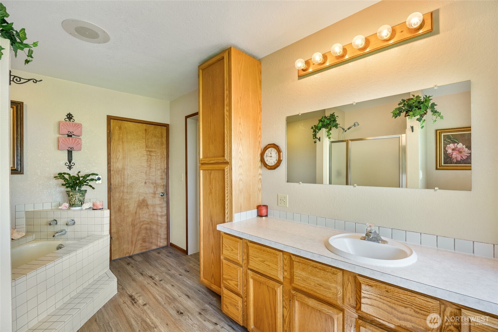 17325 NE B.5 Road , Soap Lake, WA 98851