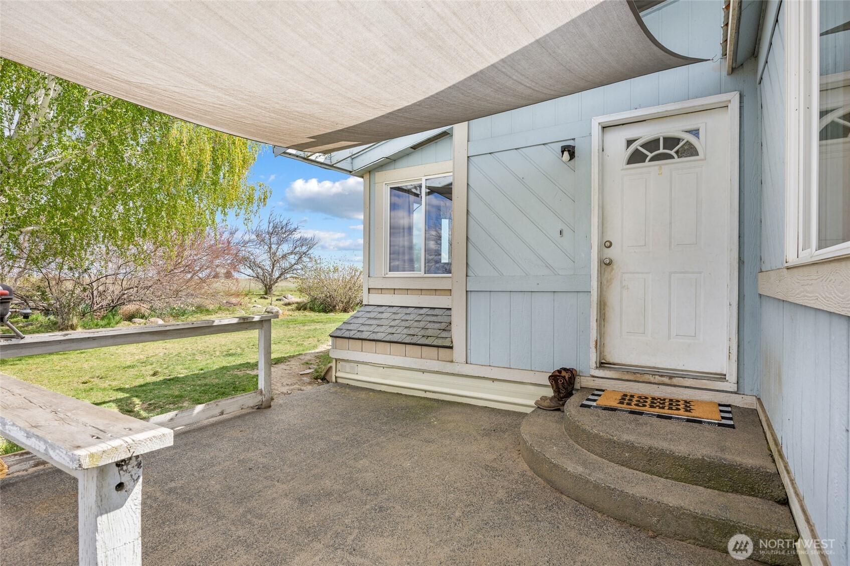 17325 NE B.5 Road , Soap Lake, WA 98851
